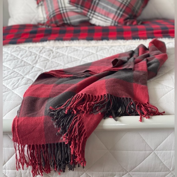 Pottery Barn Bedding Pottery Barn Buffalo Plaid Red And Dark Grey
